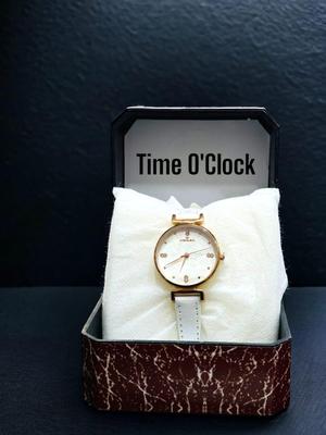 Decent Ladies Watch , 10 Different Amazing Colour