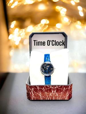 Decent Ladies Watch , 10 Different Amazing Colour