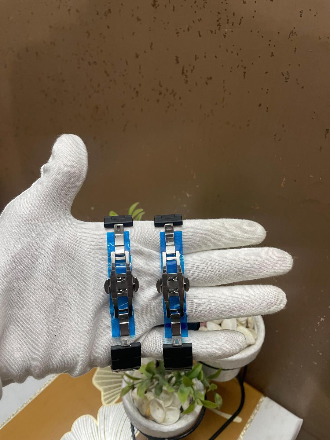 Pack Of Two Arabic Aura🖤 Watches With Box ✨